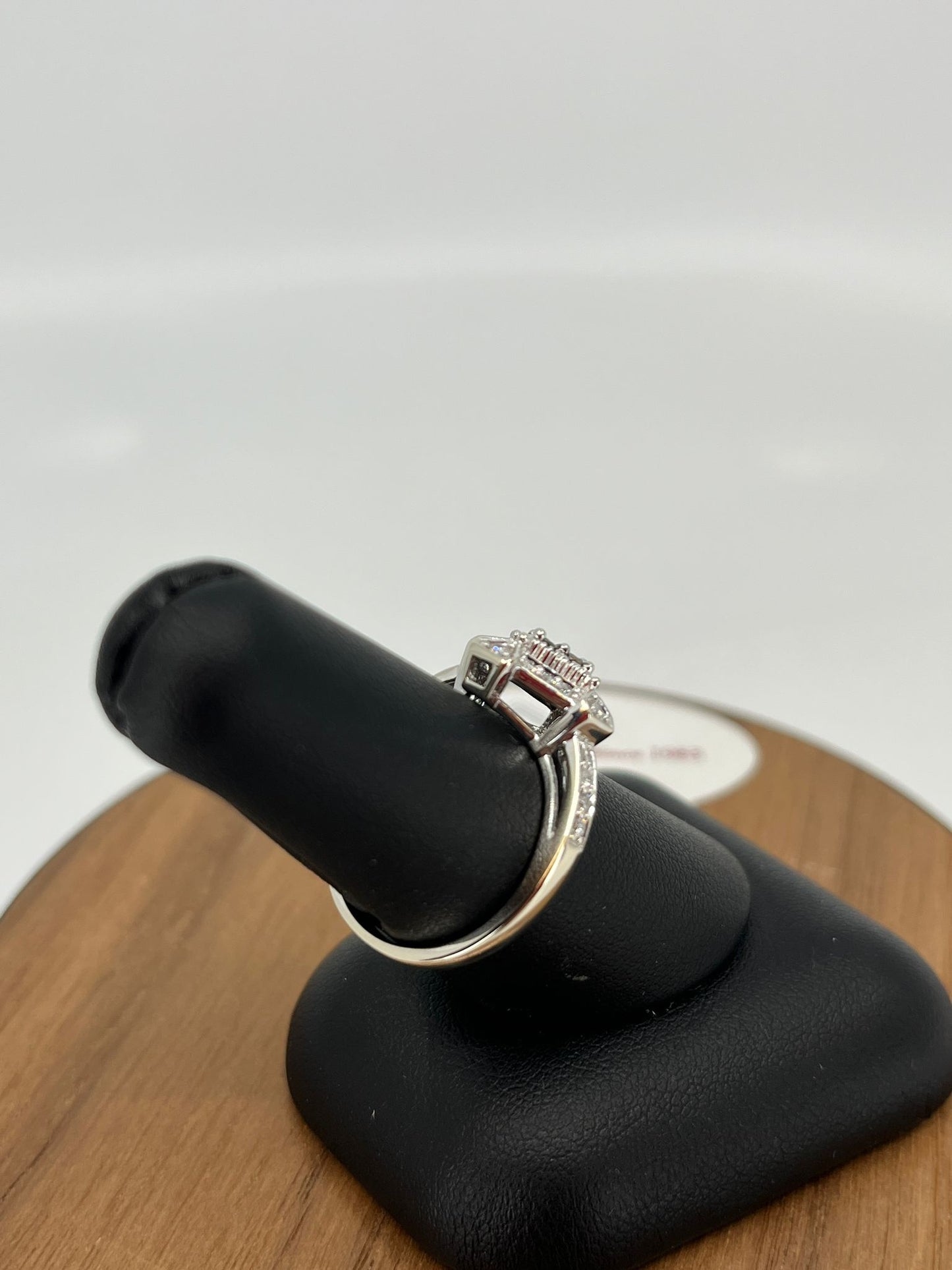 Brown & White Diamond Ladies Fashion Ring