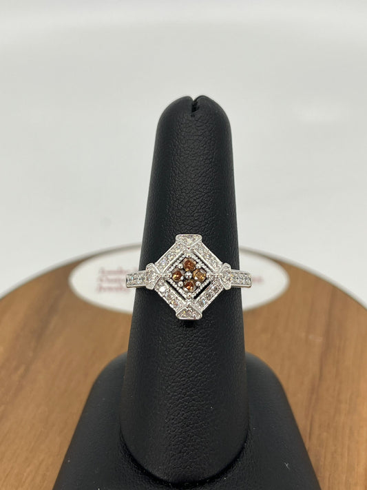 Brown & White Diamond Ladies Fashion Ring