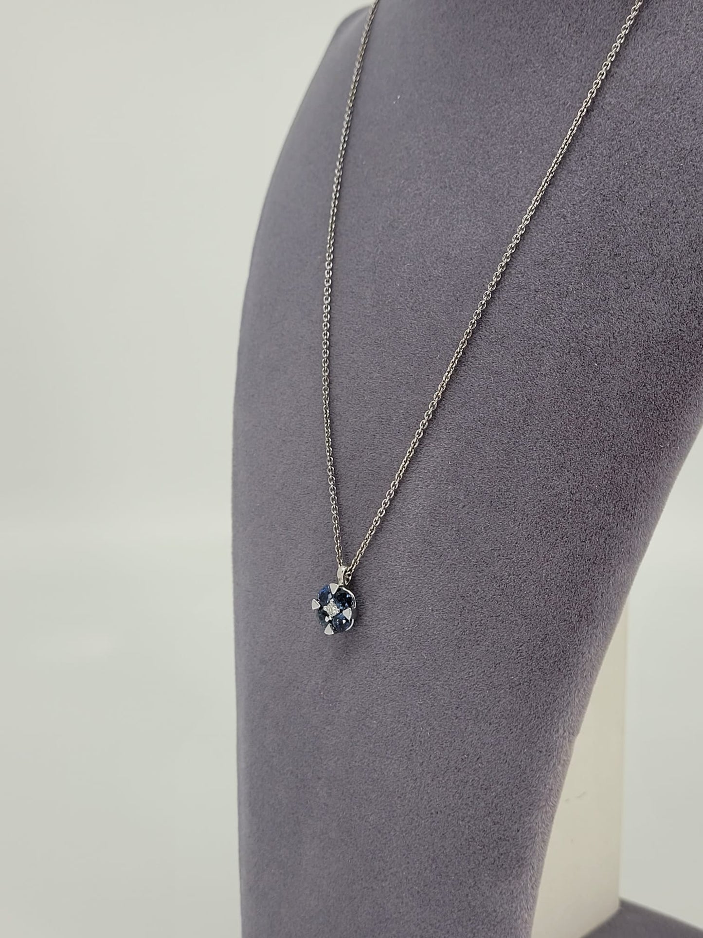 Sapphire Pendant