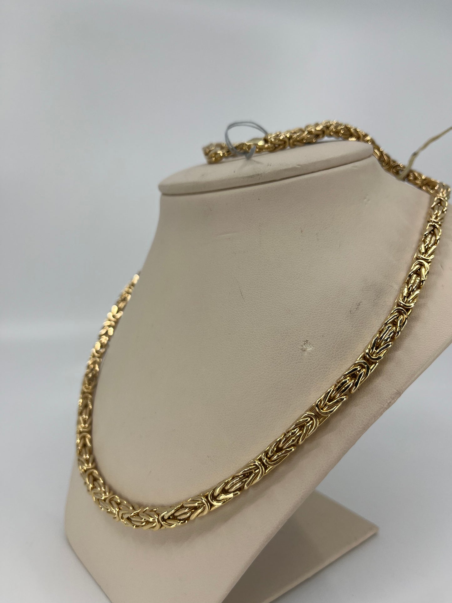 Square Byzantine Chain