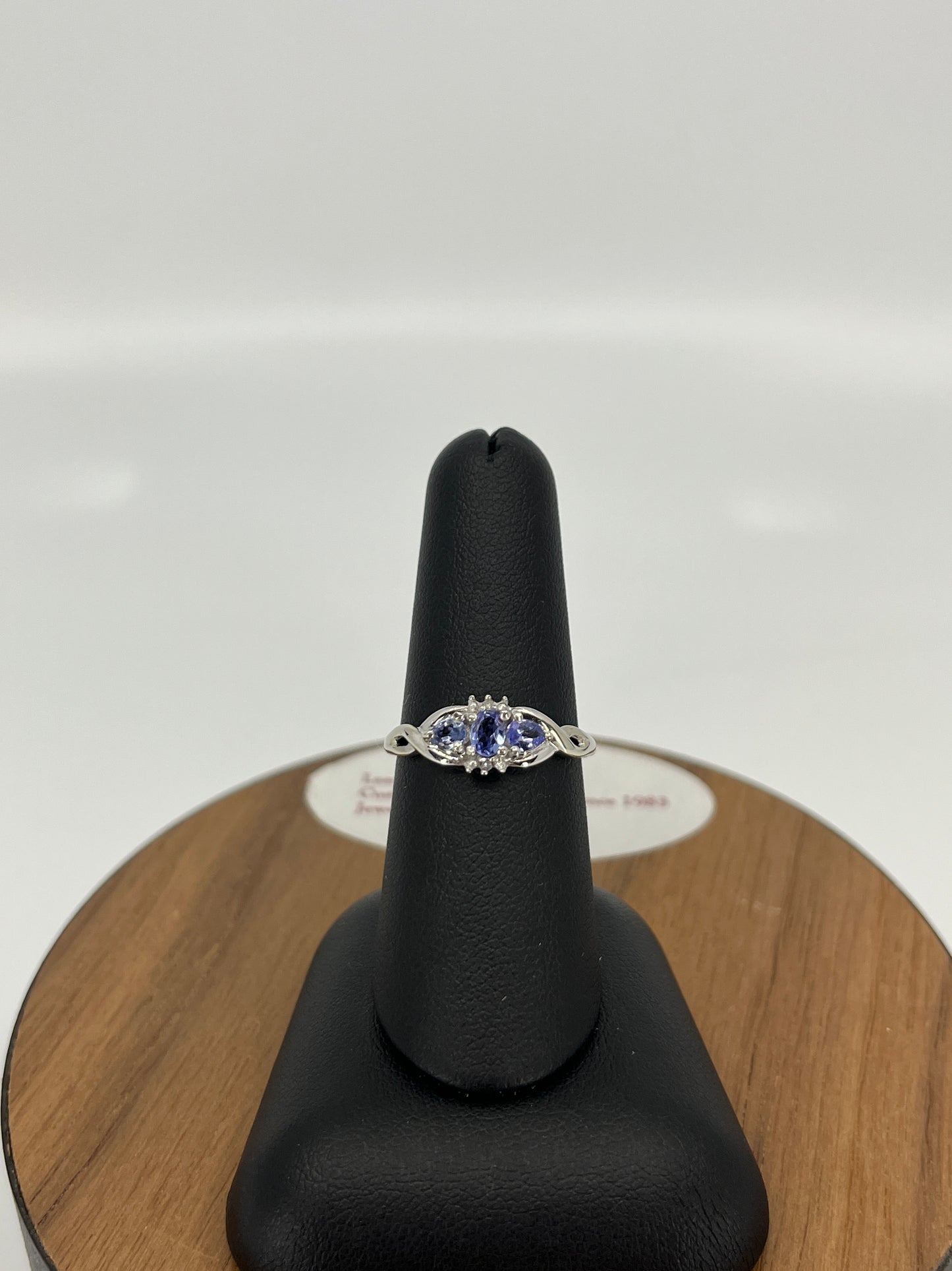 Ladies Tanzanite Ring