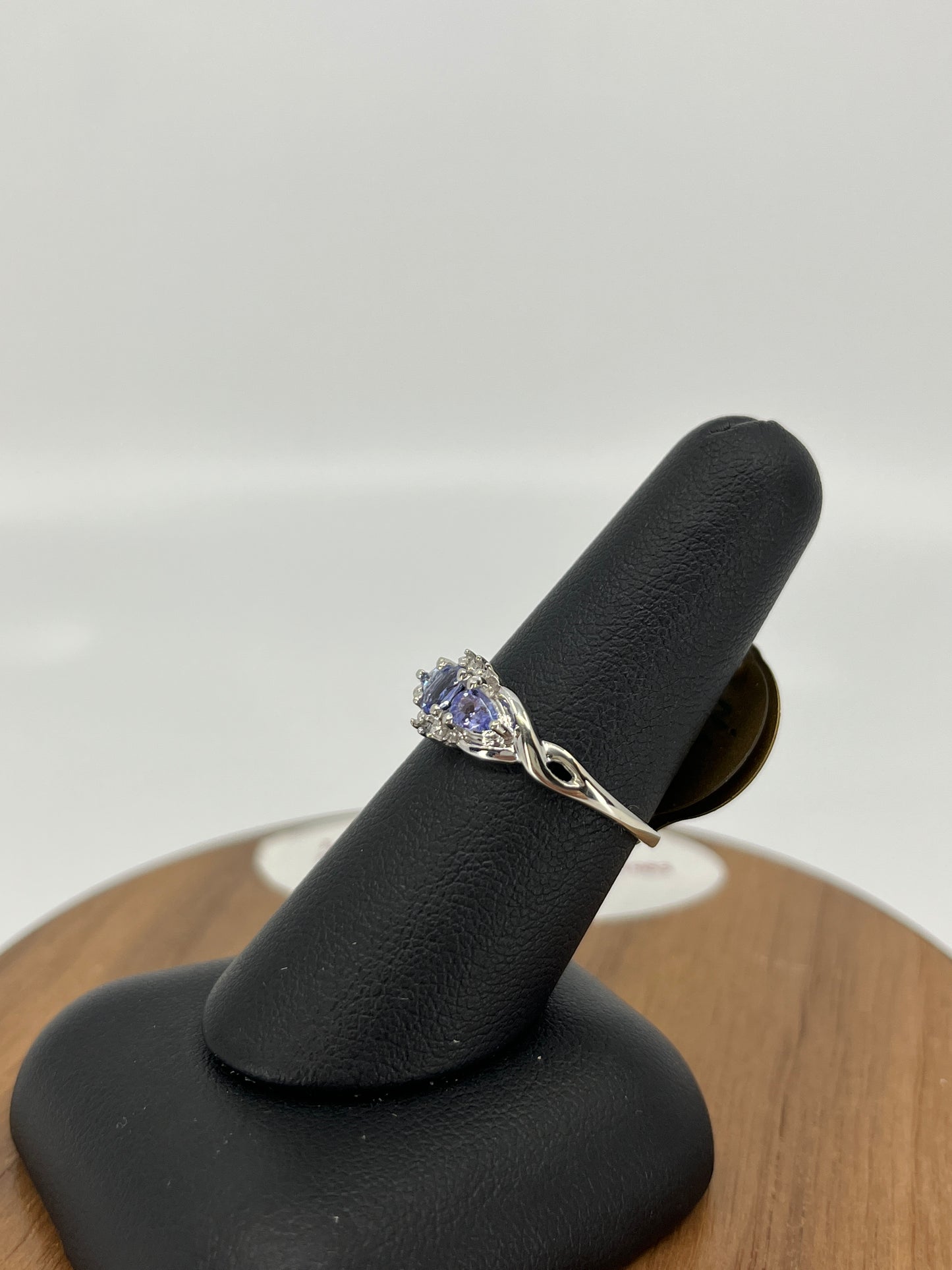 Ladies Tanzanite Ring