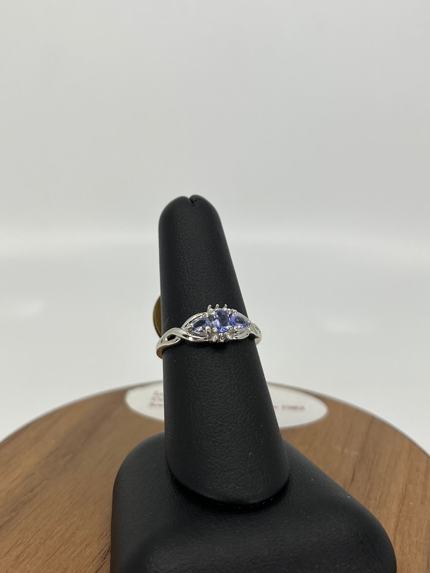 Ladies Tanzanite Ring