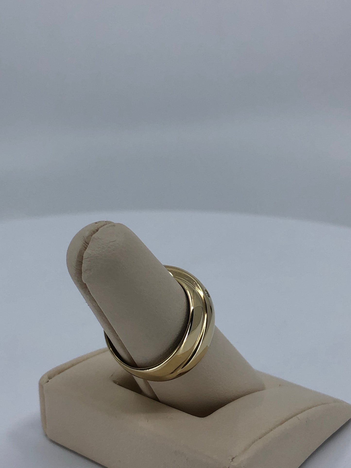 14K Yellow Gold Dome Diamond Band .10 Carat Total Weight